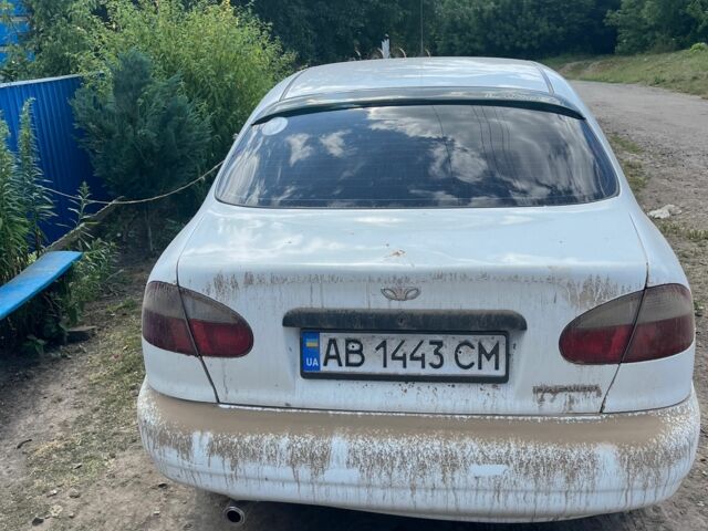 Белый Дэу Ланос, объемом двигателя 1.5 л и пробегом 240 тыс. км за 1202 $, фото 2 на Automoto.ua
