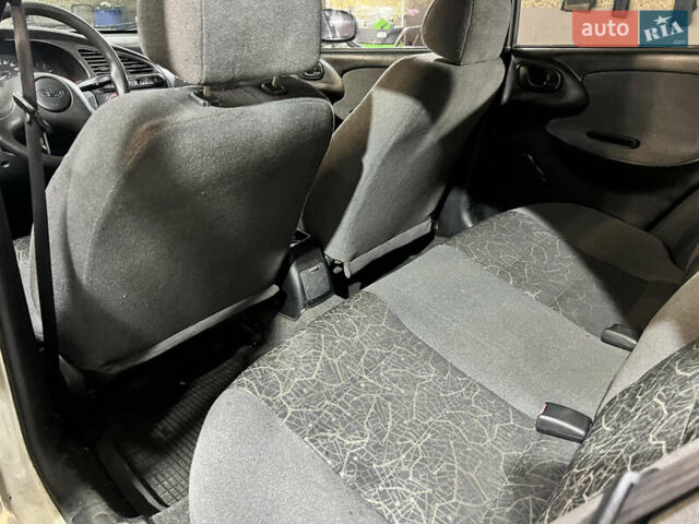 Белый Дэу Ланос, объемом двигателя 1.5 л и пробегом 210 тыс. км за 1799 $, фото 6 на Automoto.ua