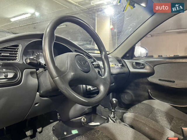 Белый Дэу Ланос, объемом двигателя 1.5 л и пробегом 210 тыс. км за 1799 $, фото 5 на Automoto.ua