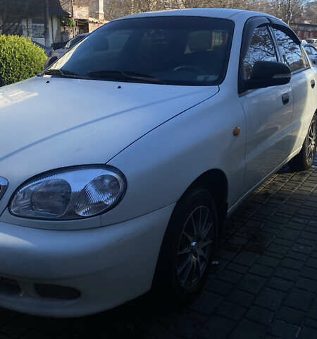 Белый Дэу Ланос, объемом двигателя 1.5 л и пробегом 110 тыс. км за 2700 $, фото 1 на Automoto.ua