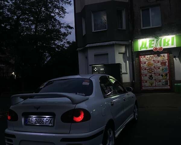Белый Дэу Ланос, объемом двигателя 1.5 л и пробегом 230 тыс. км за 2700 $, фото 6 на Automoto.ua