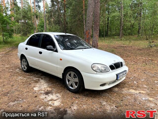 Белый Дэу Ланос, объемом двигателя 1.5 л и пробегом 280 тыс. км за 1450 $, фото 4 на Automoto.ua