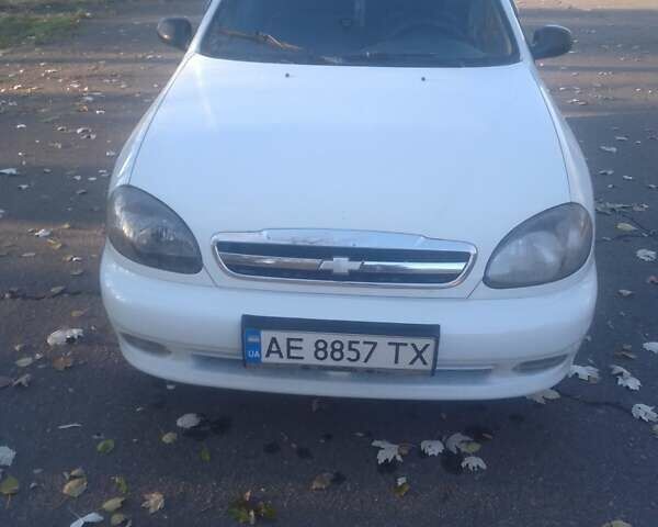 Белый Дэу Ланос, объемом двигателя 1.6 л и пробегом 220 тыс. км за 2200 $, фото 14 на Automoto.ua