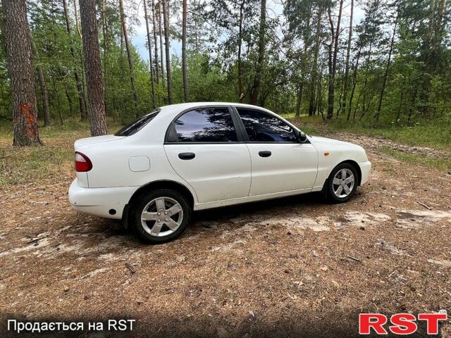 Белый Дэу Ланос, объемом двигателя 1.5 л и пробегом 280 тыс. км за 1450 $, фото 1 на Automoto.ua