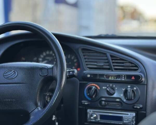 Деу Ланос 2006 у Одесі на Automoto.ua Білий Деу Ланос, об'ємом двигуна 1.5 л та пробігом 201 тис. км за 2299 $, фото 14 на Automoto.ua