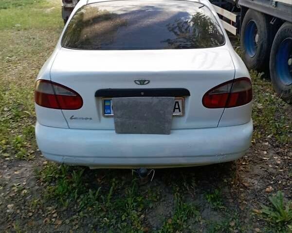 Белый Дэу Ланос, объемом двигателя 1.5 л и пробегом 215 тыс. км за 1400 $, фото 7 на Automoto.ua