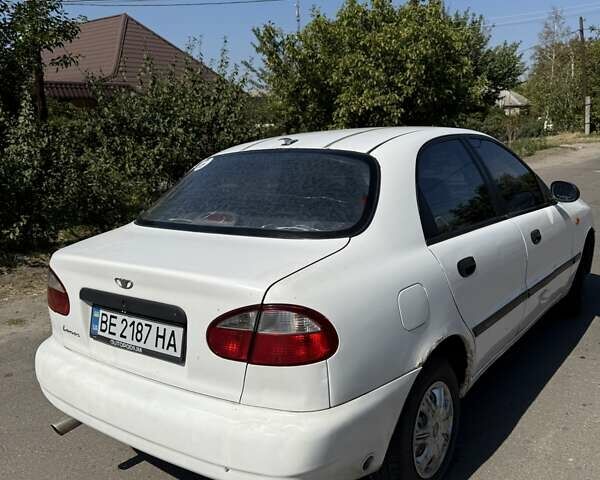 Белый Дэу Ланос, объемом двигателя 1.5 л и пробегом 200 тыс. км за 1500 $, фото 6 на Automoto.ua
