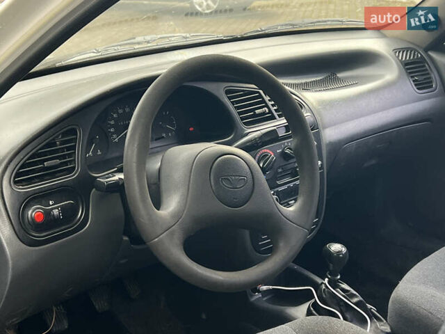 Белый Дэу Ланос, объемом двигателя 1.5 л и пробегом 310 тыс. км за 1250 $, фото 13 на Automoto.ua