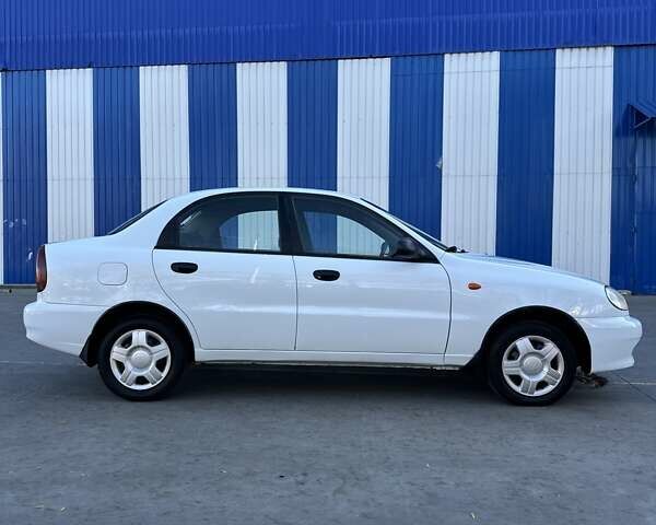 Деу Ланос 2006 у Одесі на Automoto.ua Білий Деу Ланос, об'ємом двигуна 1.5 л та пробігом 201 тис. км за 2299 $, фото 7 на Automoto.ua