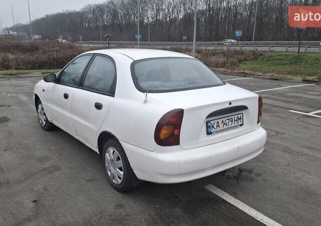 Белый Дэу Ланос, объемом двигателя 1.5 л и пробегом 270 тыс. км за 1275 $, фото 1 на Automoto.ua