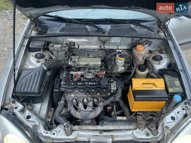 Дэу Ланос 2006 в Тернополе на Automoto.ua Белый Дэу Ланос, объемом двигателя 1.5 л и пробегом 250 тыс. км за 850 $, фото 20 на Automoto.ua