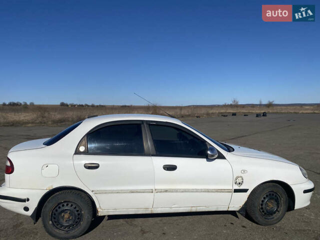 Белый Дэу Ланос, объемом двигателя 1.5 л и пробегом 323 тыс. км за 1650 $, фото 2 на Automoto.ua