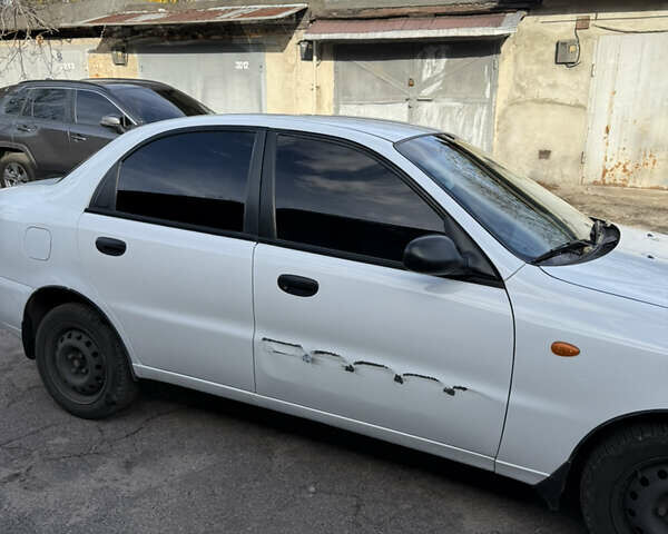 Дэу Ланос 2006 в Днепре (Днепропетровске) на Automoto.ua Белый Дэу Ланос, объемом двигателя 1.5 л и пробегом 151 тыс. км за 2700 $, фото 2 на Automoto.ua