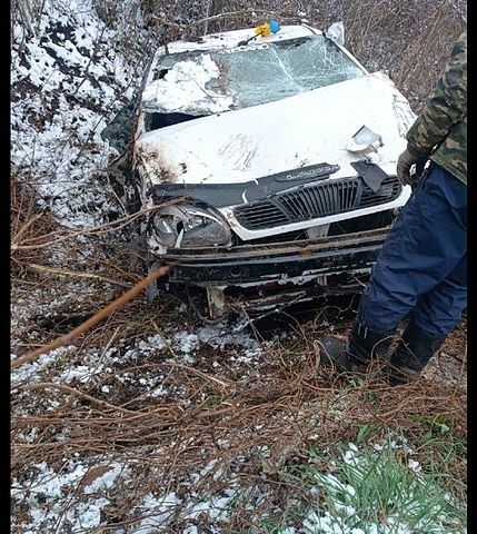 Белый Дэу Ланос, объемом двигателя 1.4 л и пробегом 135 тыс. км за 800 $, фото 4 на Automoto.ua