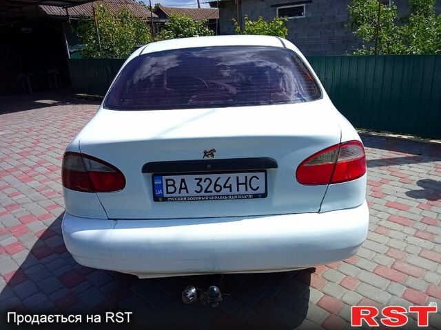 Белый Дэу Ланос, объемом двигателя 1.5 л и пробегом 180 тыс. км за 1250 $, фото 6 на Automoto.ua