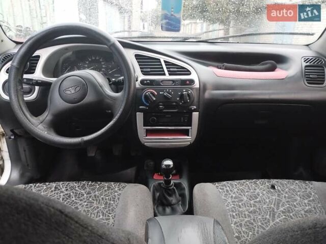 Білий Деу Ланос, об'ємом двигуна 1.5 л та пробігом 240 тис. км за 1700 $, фото 7 на Automoto.ua