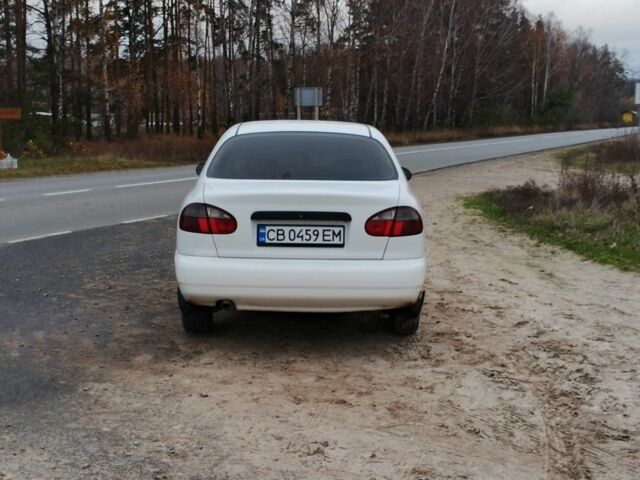 Белый Дэу Ланос, объемом двигателя 1.5 л и пробегом 280 тыс. км за 1850 $, фото 1 на Automoto.ua