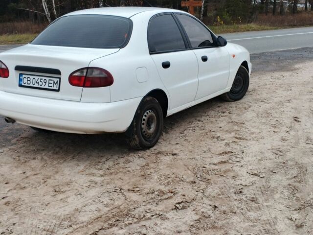 Белый Дэу Ланос, объемом двигателя 1.5 л и пробегом 280 тыс. км за 1850 $, фото 5 на Automoto.ua