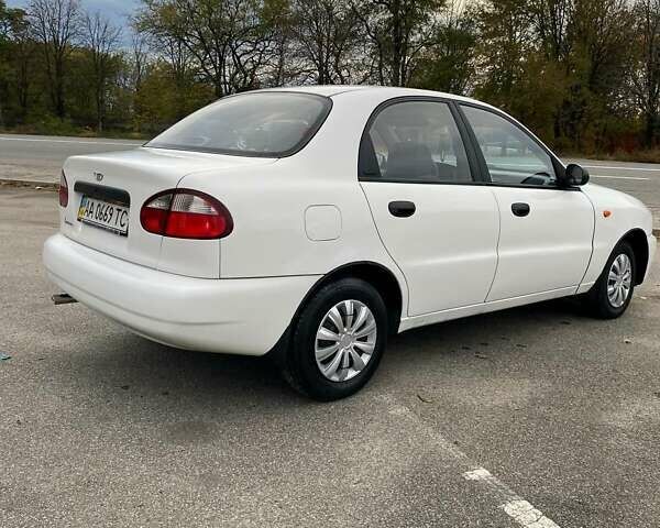 Білий Деу Ланос, об'ємом двигуна 1.5 л та пробігом 269 тис. км за 2699 $, фото 6 на Automoto.ua