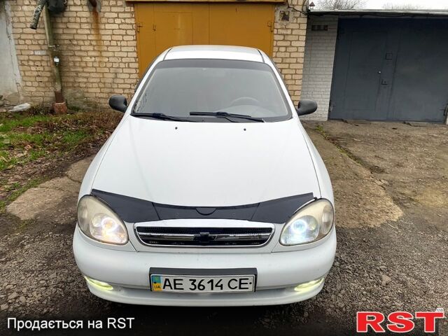 Білий Деу Ланос, об'ємом двигуна 1.5 л та пробігом 259 тис. км за 2400 $, фото 8 на Automoto.ua