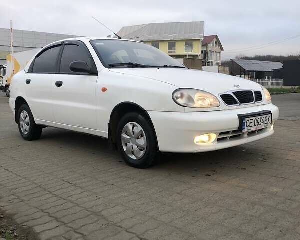 Белый Дэу Ланос, объемом двигателя 1.5 л и пробегом 160 тыс. км за 2200 $, фото 1 на Automoto.ua