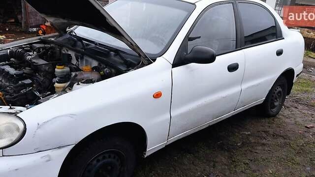 Белый Дэу Ланос, объемом двигателя 1.5 л и пробегом 279 тыс. км за 1900 $, фото 7 на Automoto.ua