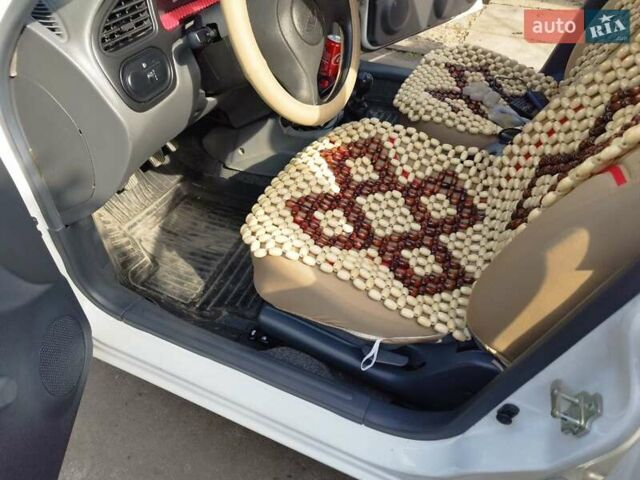 Белый Дэу Ланос, объемом двигателя 1.5 л и пробегом 9 тыс. км за 4500 $, фото 14 на Automoto.ua