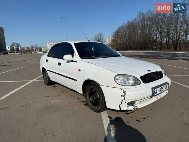 Белый Дэу Ланос, объемом двигателя 1.6 л и пробегом 250 тыс. км за 1300 $, фото 5 на Automoto.ua
