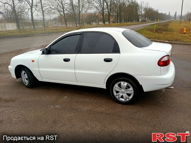 Белый Дэу Ланос, объемом двигателя 1.5 л и пробегом 230 тыс. км за 2750 $, фото 9 на Automoto.ua