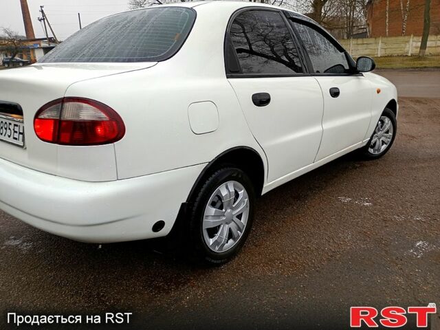 Белый Дэу Ланос, объемом двигателя 1.5 л и пробегом 230 тыс. км за 2750 $, фото 6 на Automoto.ua