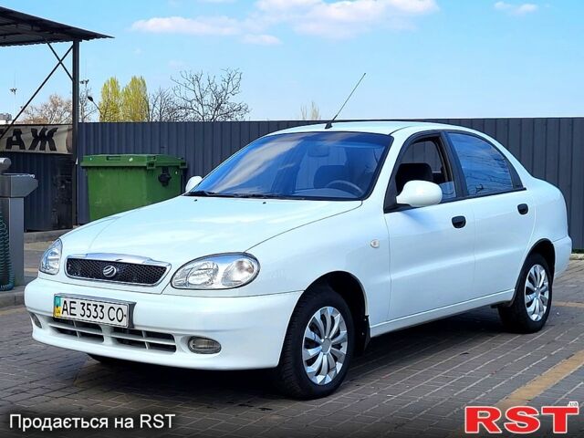 Білий Деу Ланос, об'ємом двигуна 1.5 л та пробігом 100 тис. км за 3500 $, фото 4 на Automoto.ua