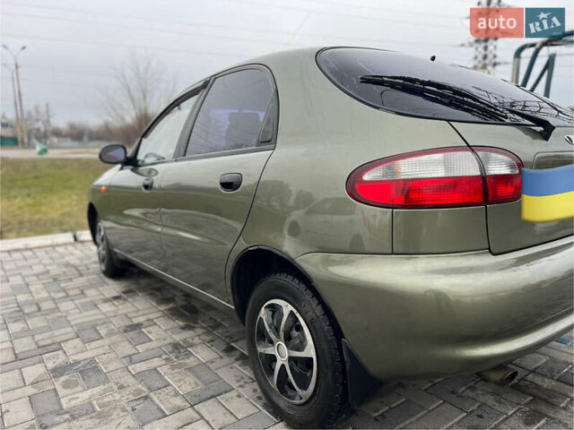 Бежевий Деу Ланос, об'ємом двигуна 1.5 л та пробігом 240 тис. км за 2900 $, фото 4 на Automoto.ua