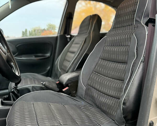 Дэу Ланос 2008 в Днепре (Днепропетровске) на Automoto.ua Бежевый Дэу Ланос, объемом двигателя 1.5 л и пробегом 233 тыс. км за 2299 $, фото 19 на Automoto.ua