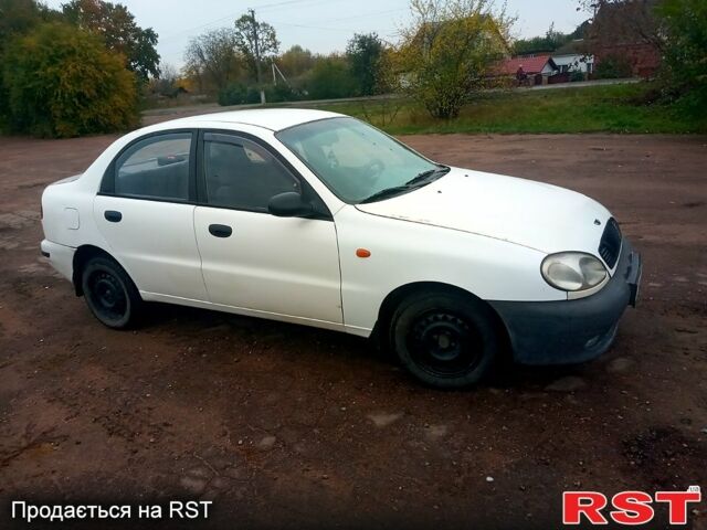 Бежевый Дэу Ланос, объемом двигателя 1.5 л и пробегом 0 тыс. км за 1600 $, фото 2 на Automoto.ua