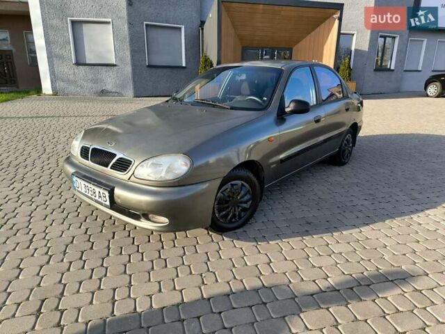 Бежевый Дэу Ланос, объемом двигателя 1.5 л и пробегом 253 тыс. км за 2100 $, фото 1 на Automoto.ua