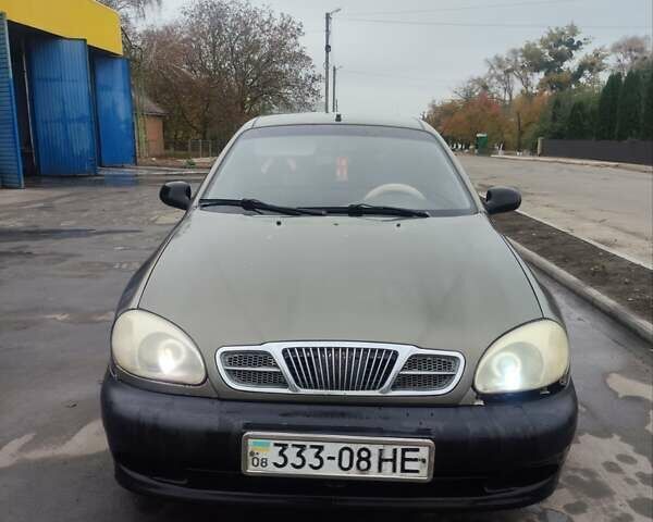 Деу Ланос 2002 у Теплике на Automoto.ua Бежевий Деу Ланос, об'ємом двигуна 1.5 л та пробігом 260 тис. км за 1650 $, фото 5 на Automoto.ua
