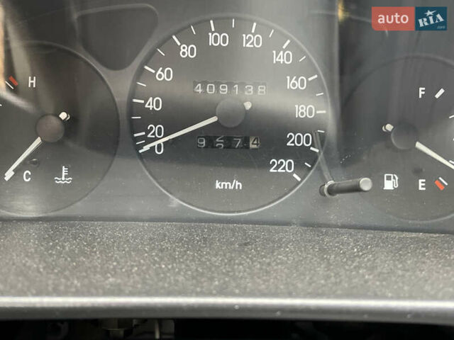 Бежевый Дэу Ланос, объемом двигателя 1.5 л и пробегом 409 тыс. км за 2700 $, фото 6 на Automoto.ua