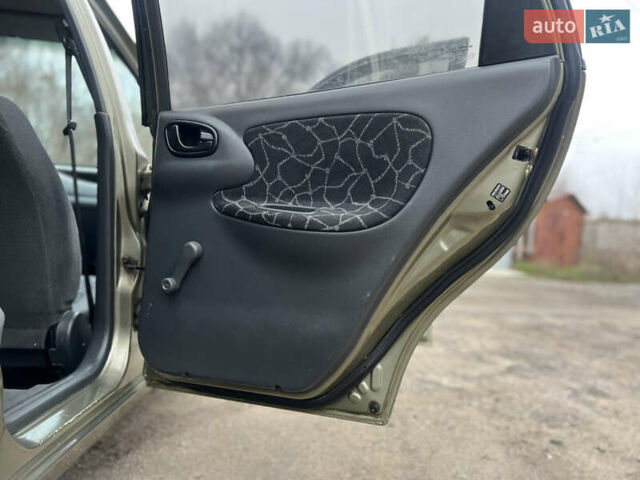 Бежевий Деу Ланос, об'ємом двигуна 1.5 л та пробігом 223 тис. км за 2800 $, фото 10 на Automoto.ua