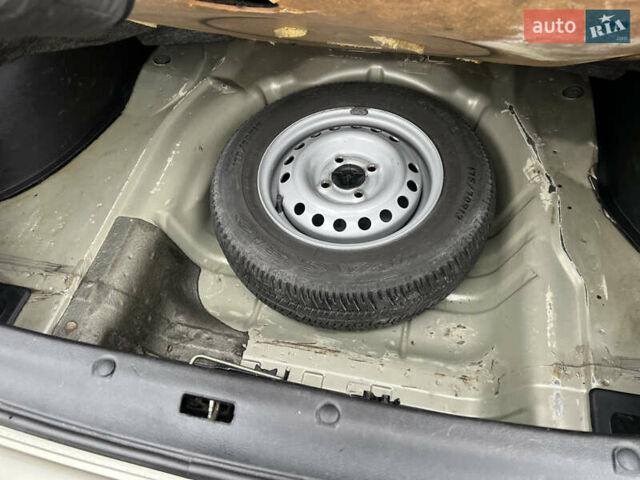 Бежевий Деу Ланос, об'ємом двигуна 1.5 л та пробігом 223 тис. км за 2800 $, фото 14 на Automoto.ua