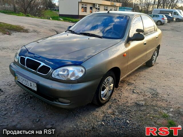 Дэу Ланос 2003 в Кременчуге на Automoto.ua Бежевый Дэу Ланос, объемом двигателя 1.5 л и пробегом 100 тыс. км за 2200 $, фото 4 на Automoto.ua