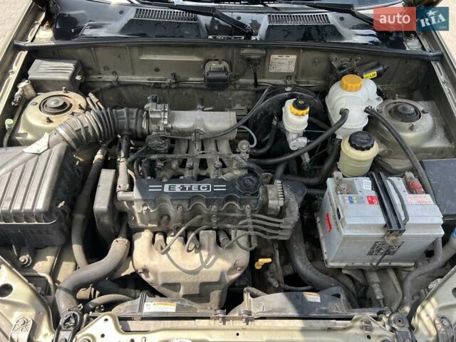 Бежевый Дэу Ланос, объемом двигателя 1.5 л и пробегом 278 тыс. км за 2500 $, фото 20 на Automoto.ua