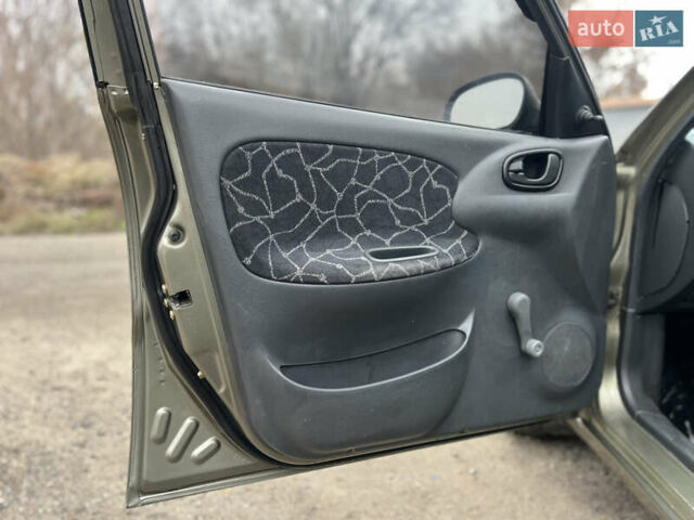 Бежевий Деу Ланос, об'ємом двигуна 1.5 л та пробігом 223 тис. км за 2800 $, фото 8 на Automoto.ua