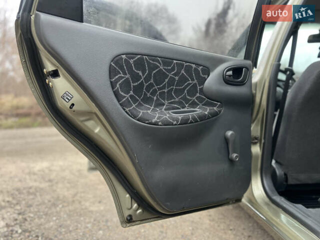 Бежевий Деу Ланос, об'ємом двигуна 1.5 л та пробігом 223 тис. км за 2800 $, фото 9 на Automoto.ua