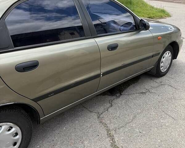 Дэу Ланос 2003 в Чернигове на Automoto.ua Бежевый Дэу Ланос, объемом двигателя 1.5 л и пробегом 236 тыс. км за 3700 $, фото 2 на Automoto.ua