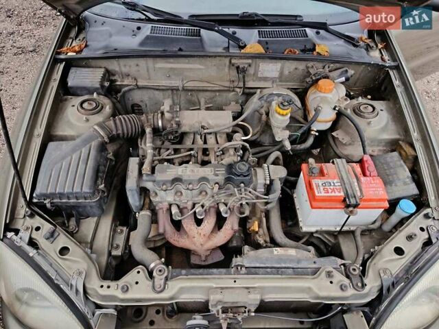 Дэу Ланос 2003 в Запорожье на Automoto.ua Бежевый Дэу Ланос, объемом двигателя 1.5 л и пробегом 223 тыс. км за 2350 $, фото 5 на Automoto.ua