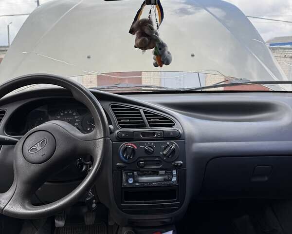 Дэу Ланос 2003 в Чернигове на Automoto.ua Бежевый Дэу Ланос, объемом двигателя 1.5 л и пробегом 236 тыс. км за 3700 $, фото 12 на Automoto.ua