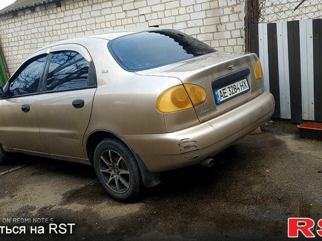 Бежевий Деу Ланос, об'ємом двигуна 1.5 л та пробігом 450 тис. км за 2000 $, фото 2 на Automoto.ua