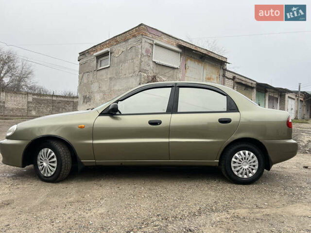 Бежевий Деу Ланос, об'ємом двигуна 1.5 л та пробігом 223 тис. км за 2800 $, фото 1 на Automoto.ua