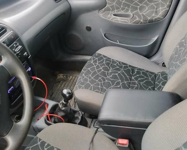 Бежевый Дэу Ланос, объемом двигателя 1.5 л и пробегом 170 тыс. км за 2600 $, фото 7 на Automoto.ua