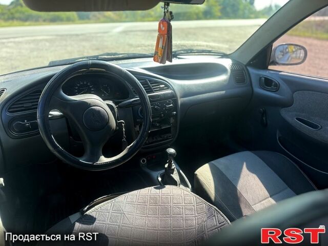 Бежевий Деу Ланос, об'ємом двигуна 1.5 л та пробігом 220 тис. км за 2500 $, фото 6 на Automoto.ua